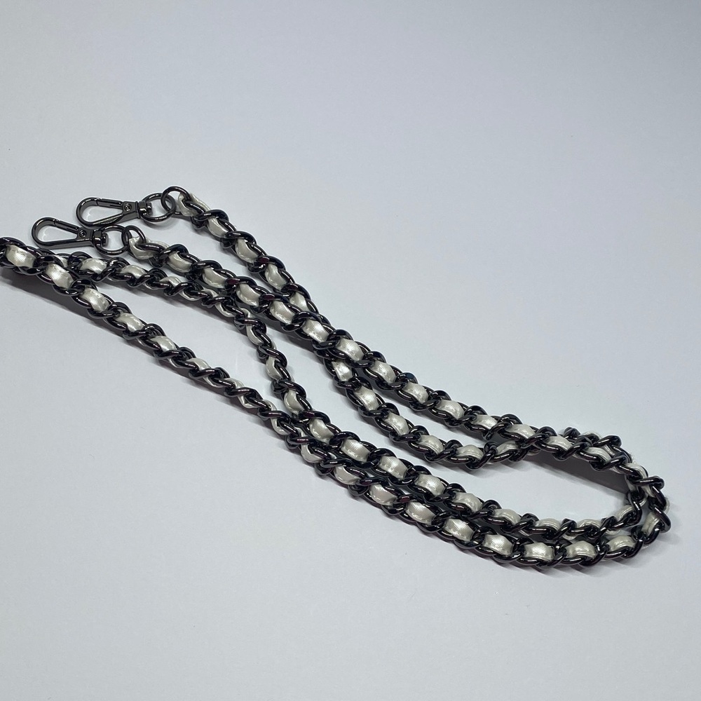 Lug Metallic Diamond Chain Strap